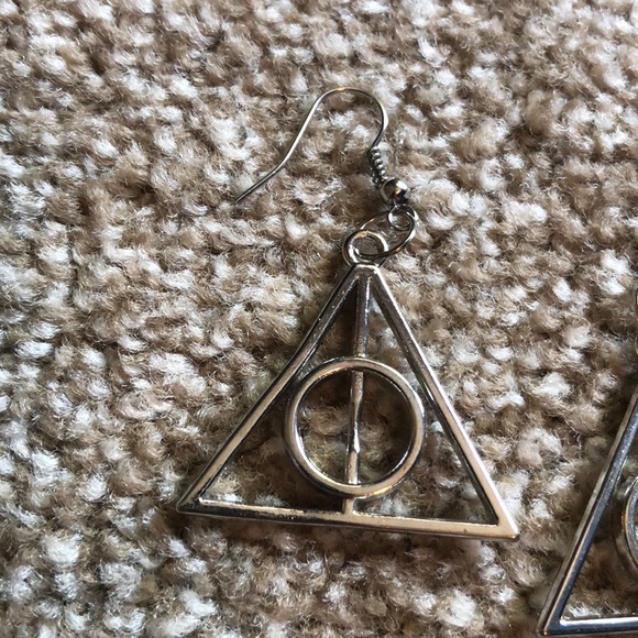 Harry Potter Deathly Hallows Earrings - Picture 2 of 2